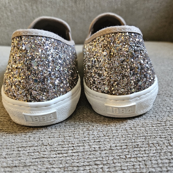 Old Navy gold sparkly slip on sneakers - Picture 4 of 11